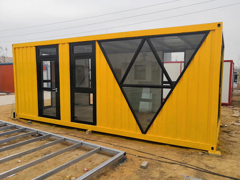 不（bú）僅僅是密封問題導致裝配式打包箱的門窗（chuāng）漏風